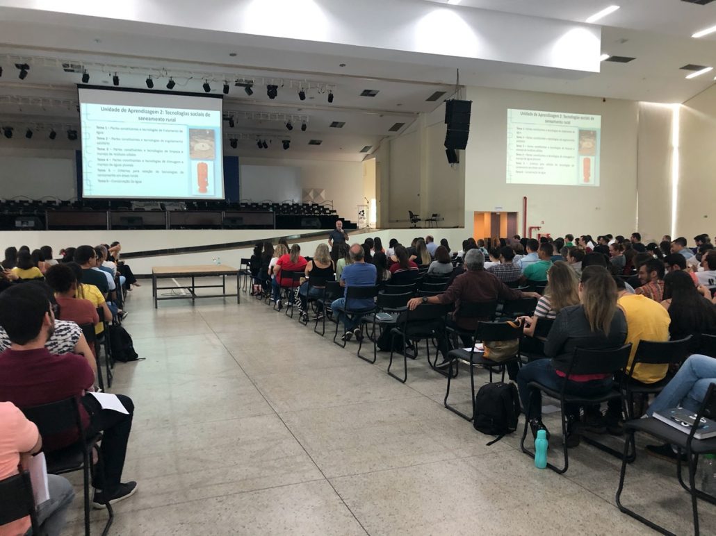 Primeira Aula presencial Centro de Cultura e Eventos Professor Ricardo Freua Bufáiçal UFG Primeira Aula presencial Centro de Cultura e Eventos Professor Ricardo Freua Bufáiçal UFG